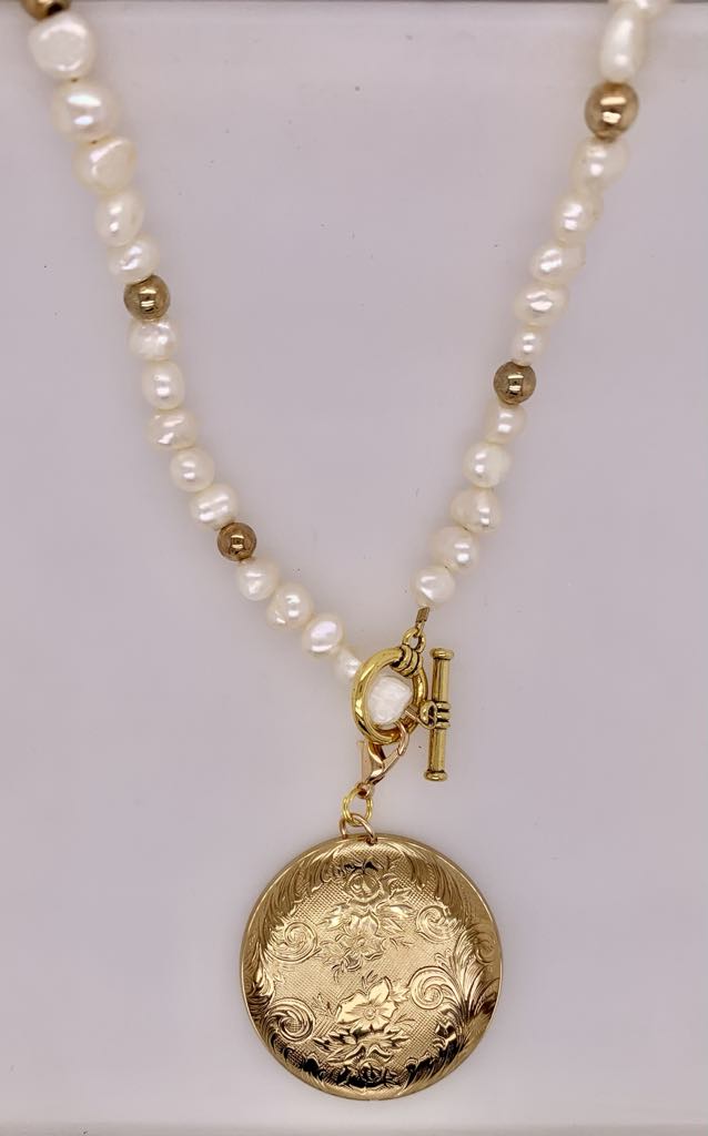 Modern Vintage Fashion Necklace