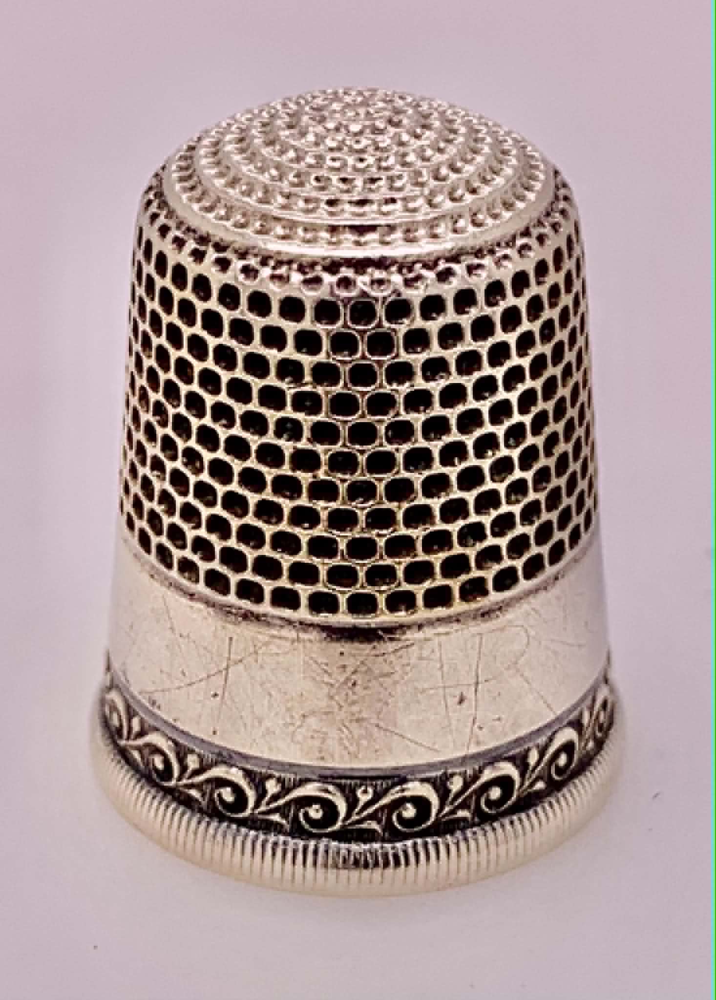 Estate Sterling Silver Thimble