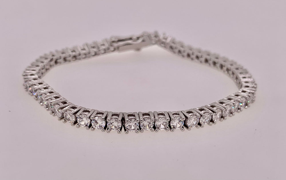 Fashion Silver Tone Tennis Bracelet 8"
