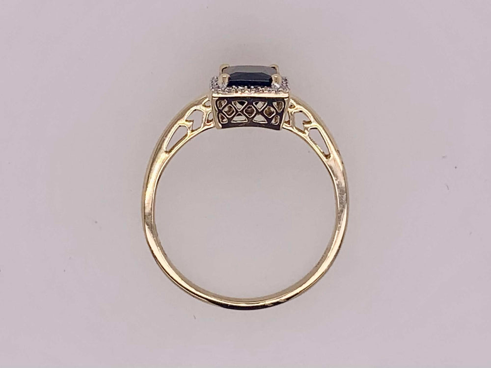 Estate Green Tourmaline & Diamond Ring