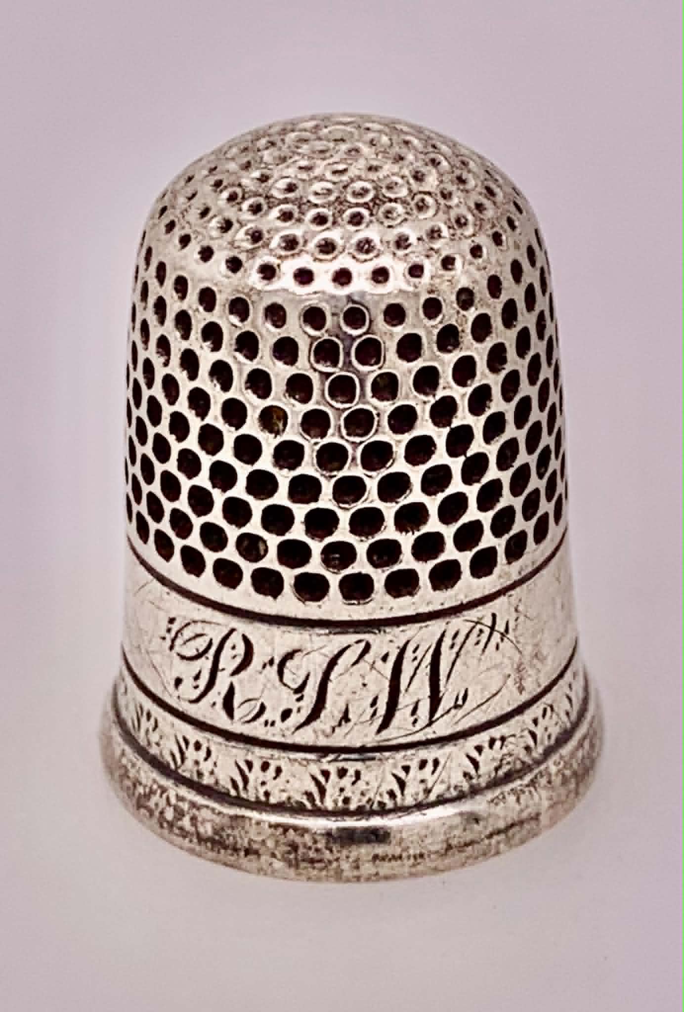 Estate Sterling Silver Thimble