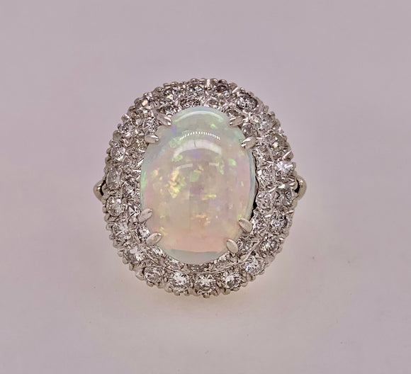 Estate 18K Opal & Diamond Ring