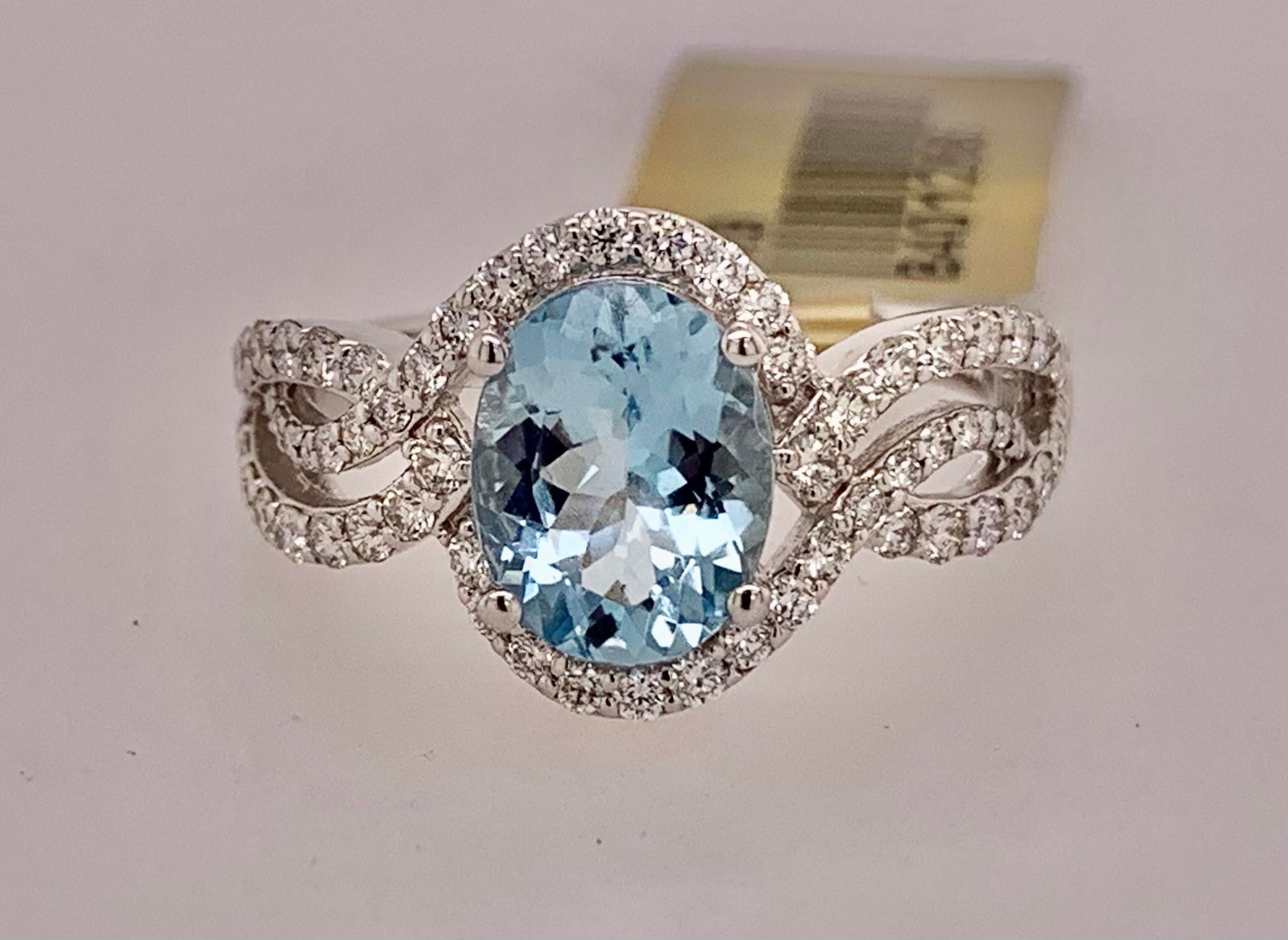 14K Aquamarine & Diamond Ring