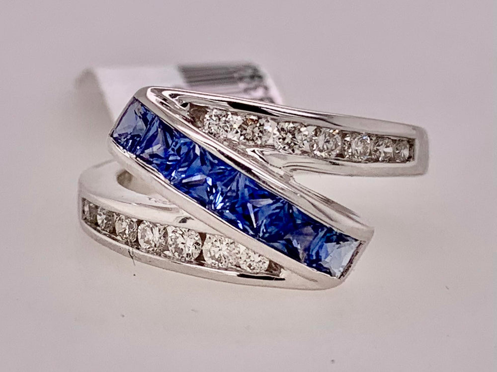 14K Diamond & Sapphire Ring