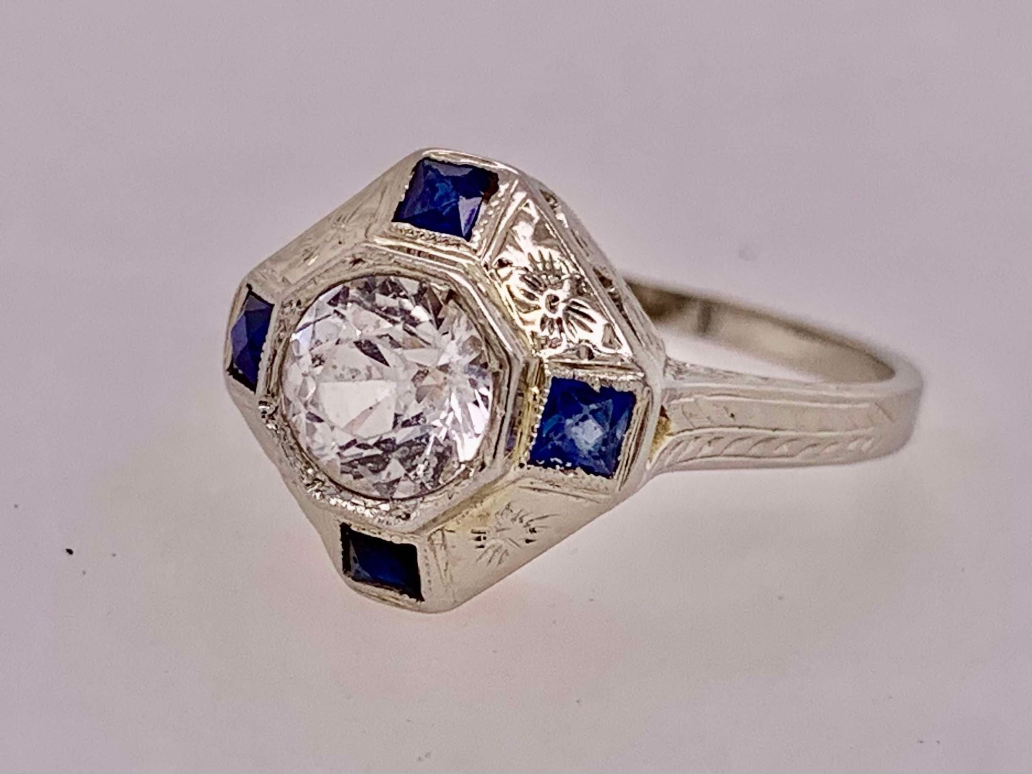 18K Estate Sapphire Ring