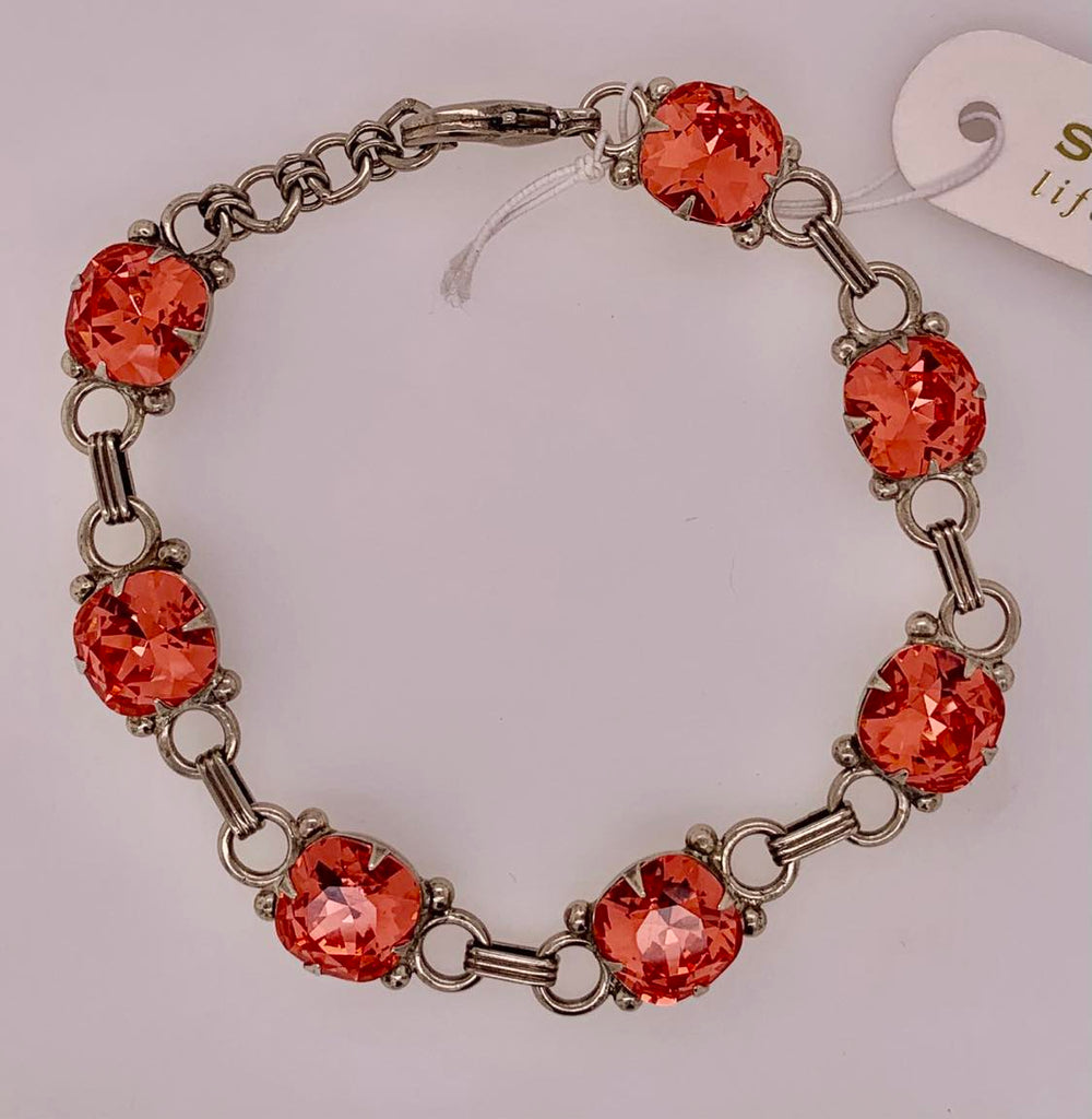 Eyelet Line Tennis Bracelet