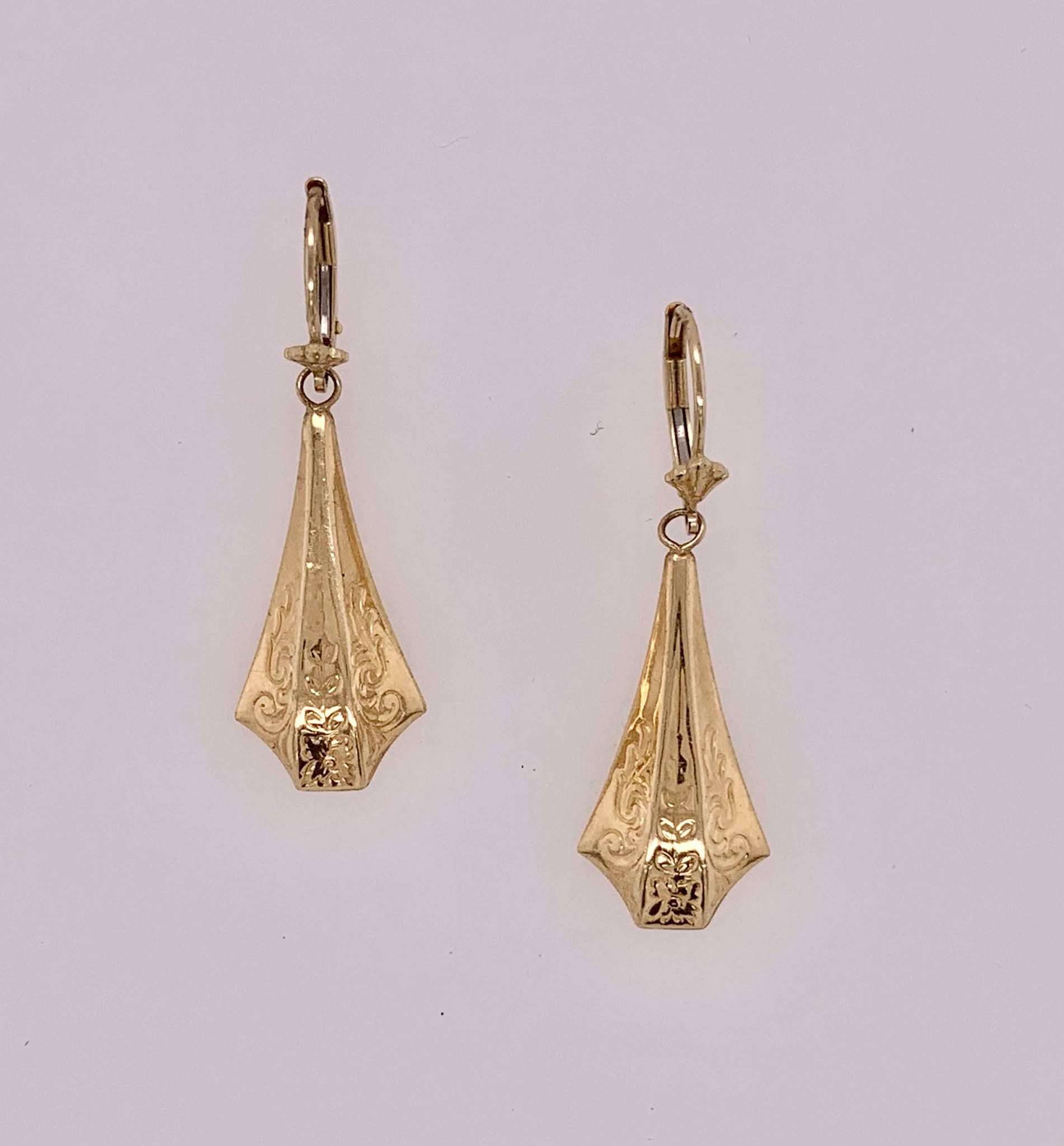 14K Gold Estate Drop Earrings