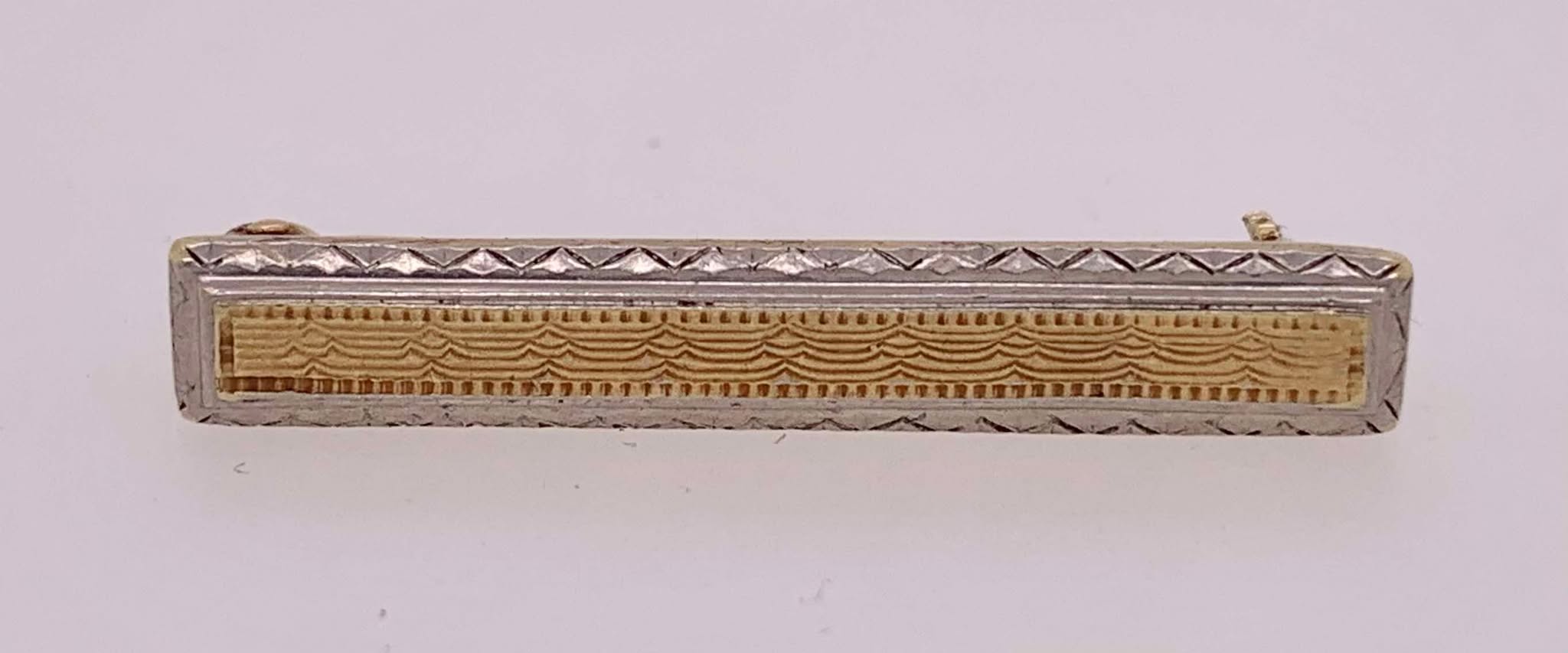 14K Estate Filigree Bar Pin