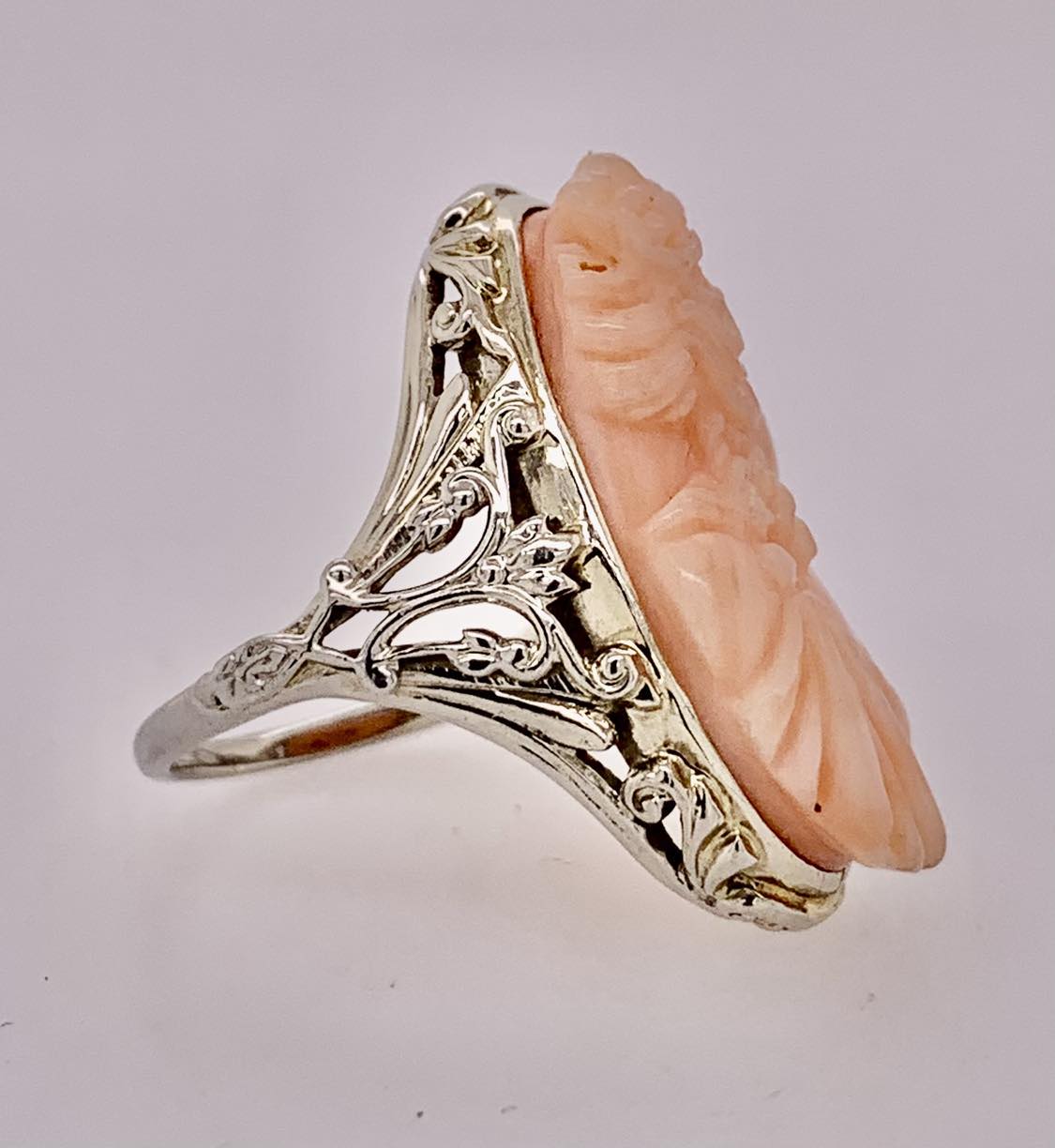 Estate 14K Cameo Ring