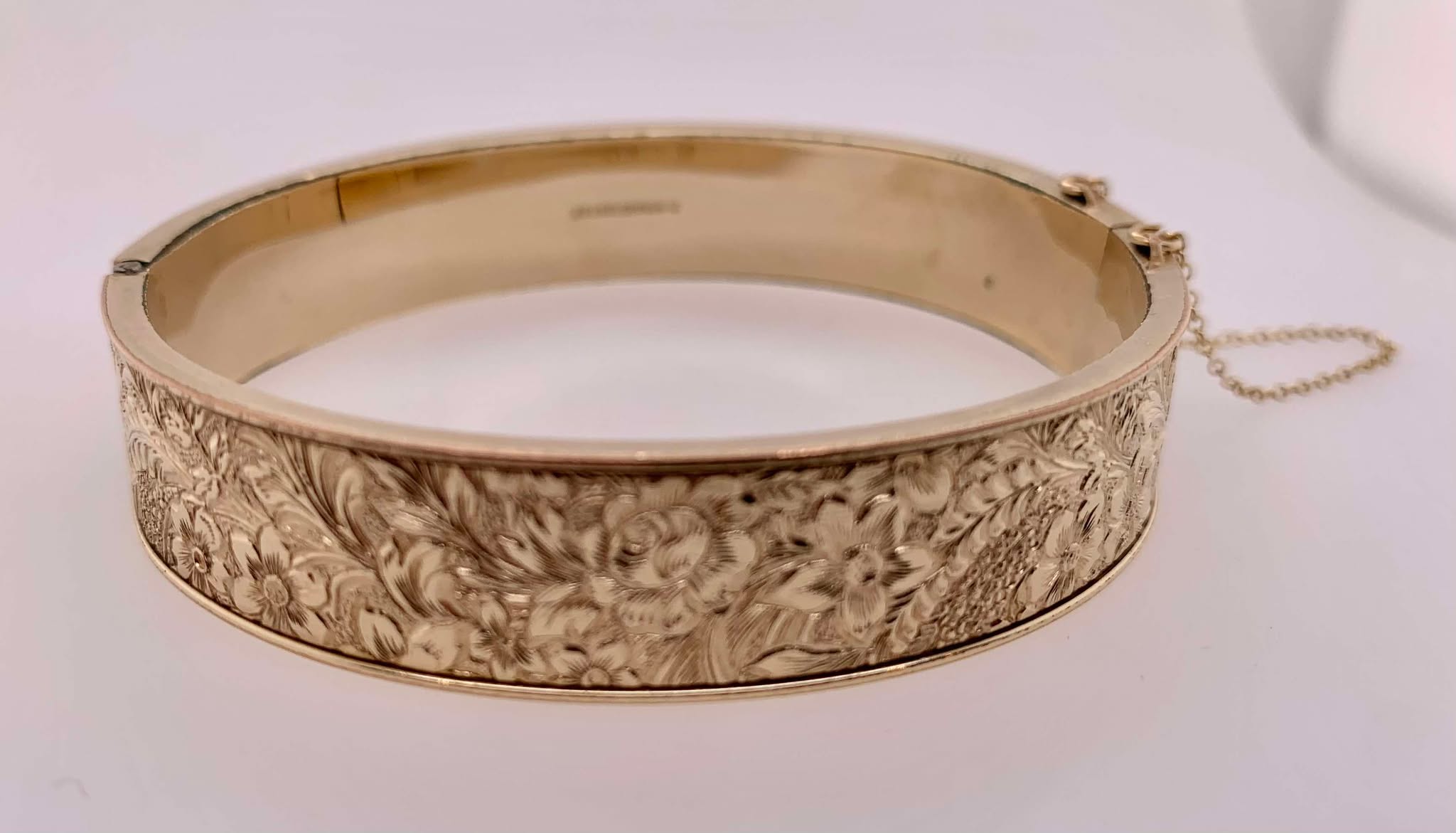 Vintage Estate Gold Filled Bangle