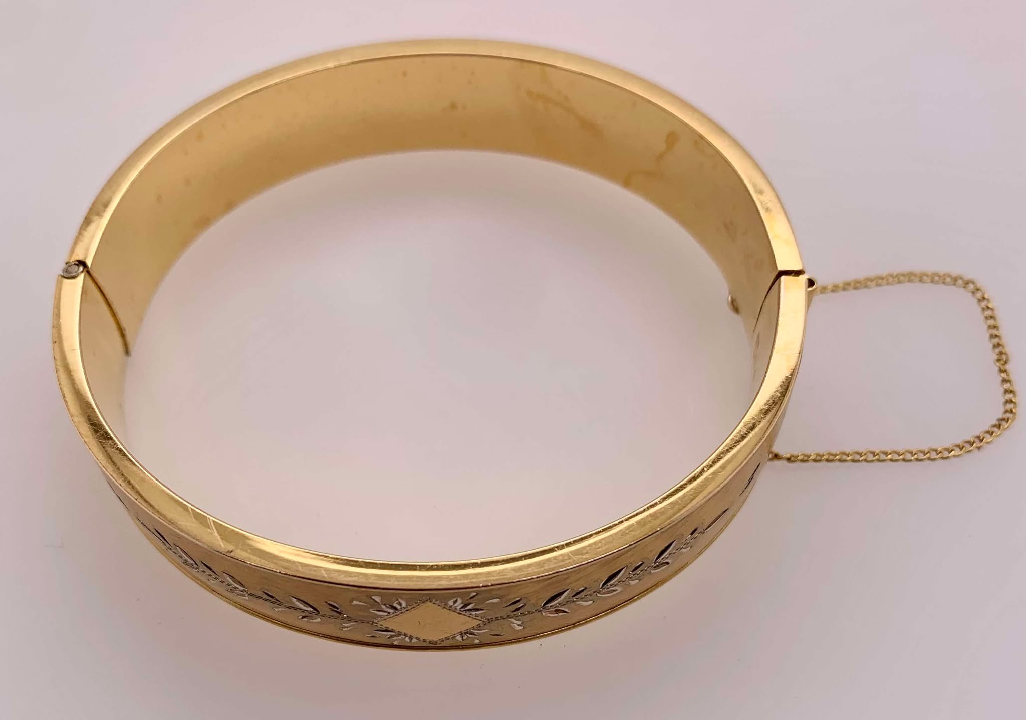 Vintage Estate Gold Filled Bangle