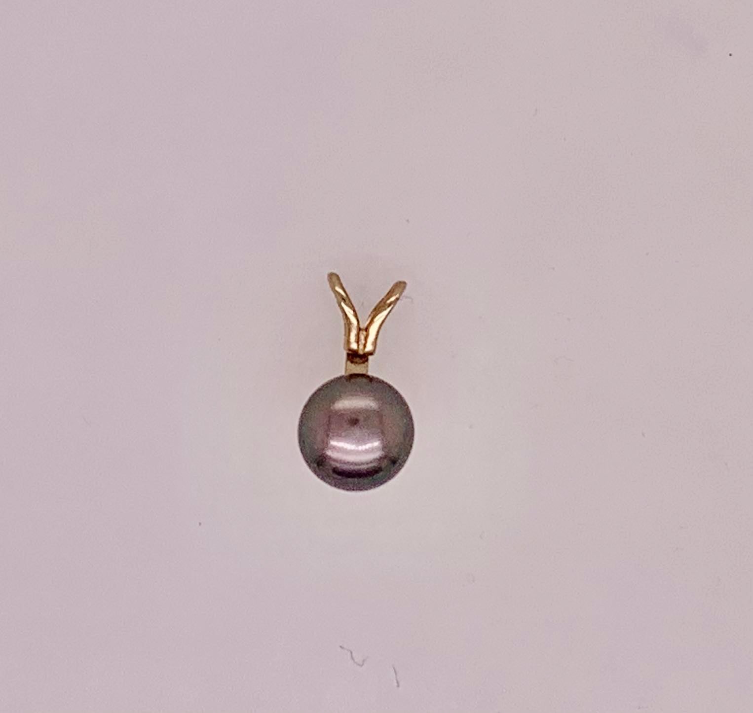 Estate 14K Gold Freshwater Black Pearl Pendant