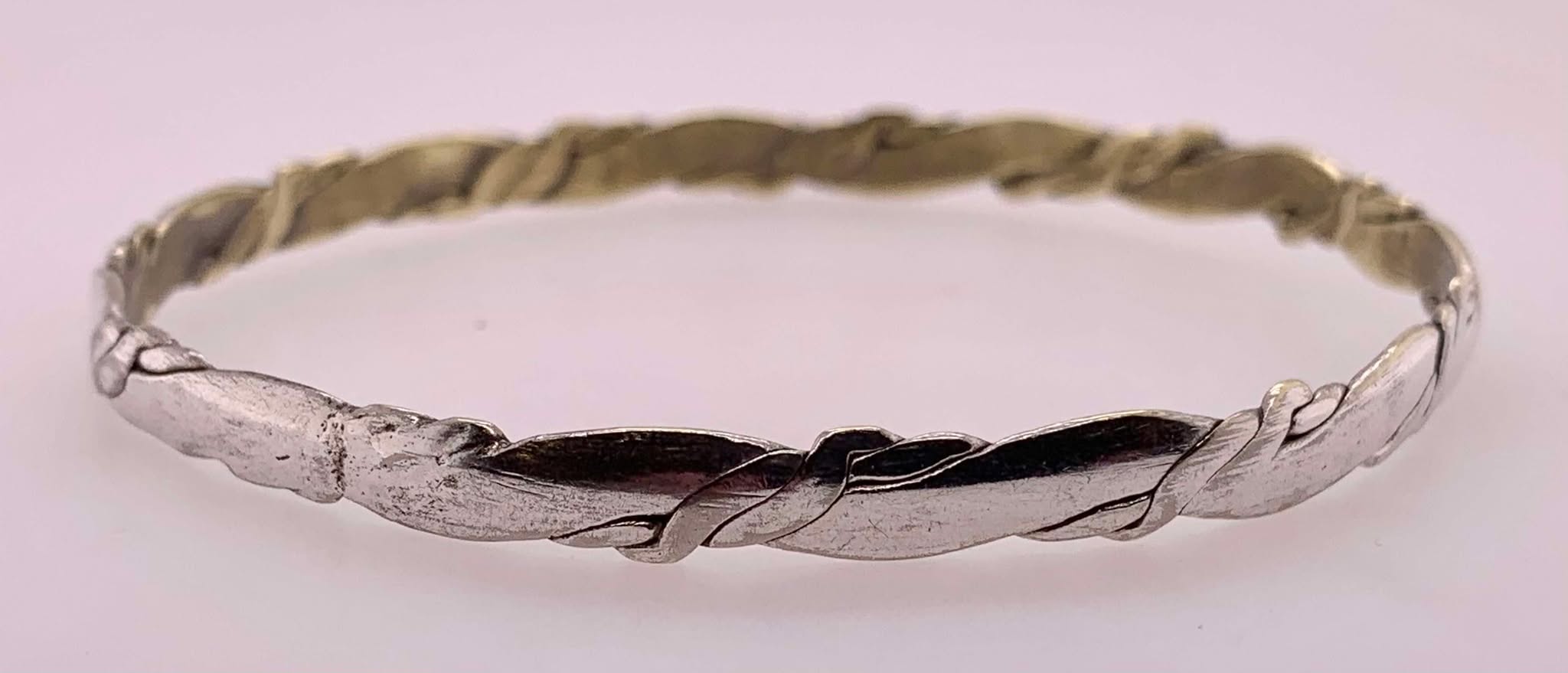 Estate Sterling Silver Slip-on Bangle