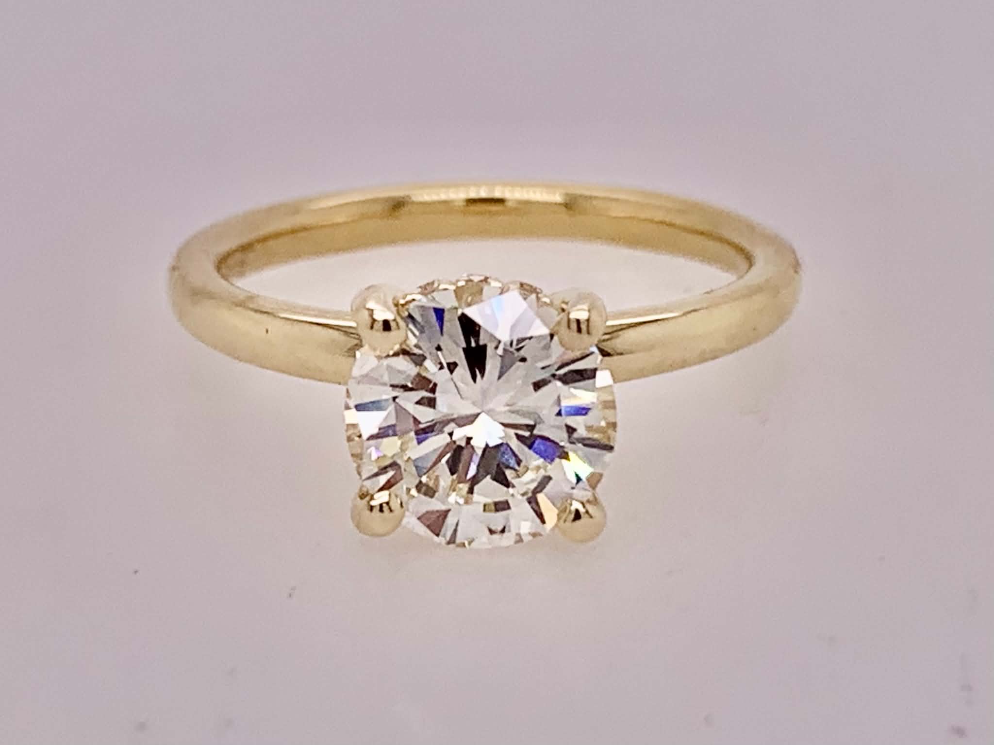 18K Diamond Ring
