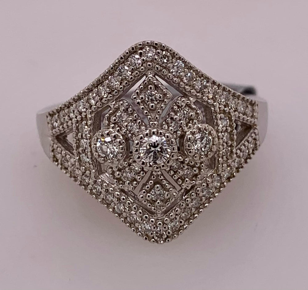 10K Antique Style Diamond Ring