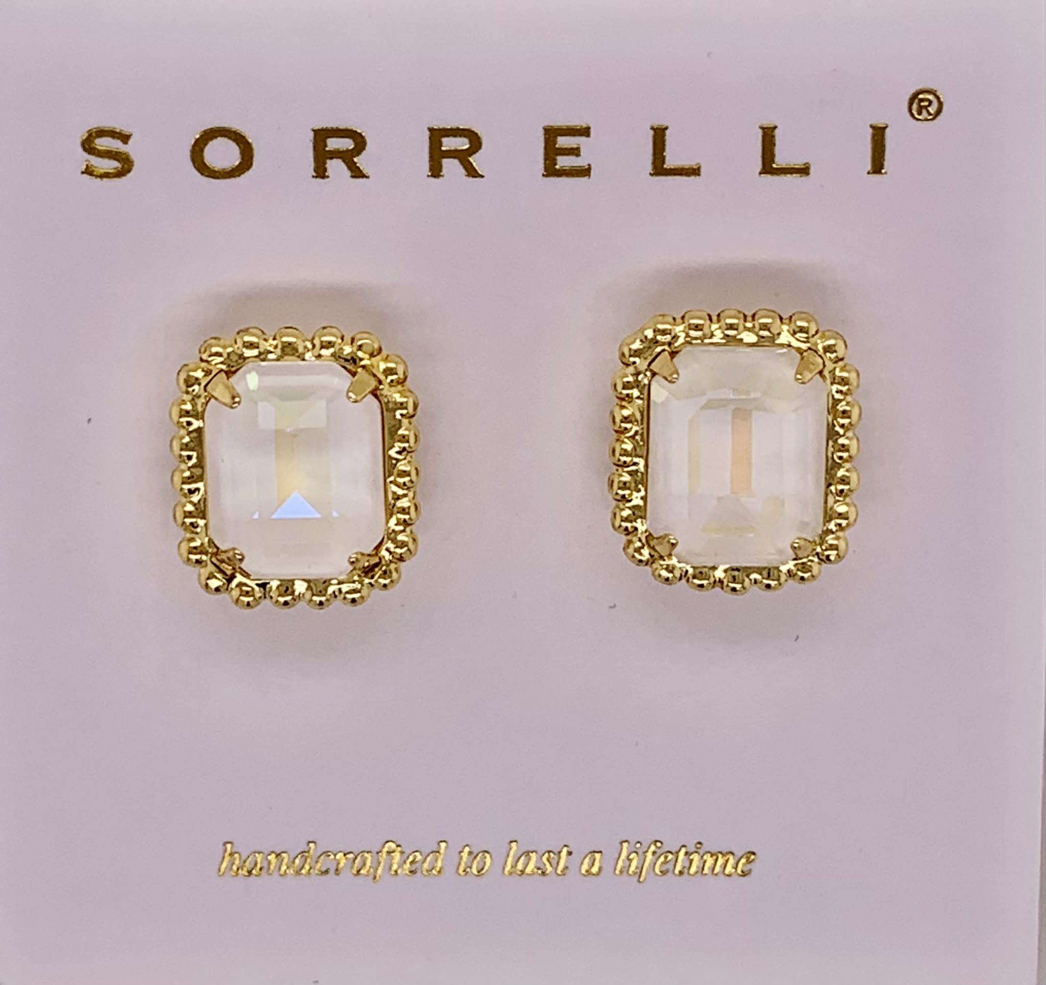 Octavia Scalloped Stud Earrings