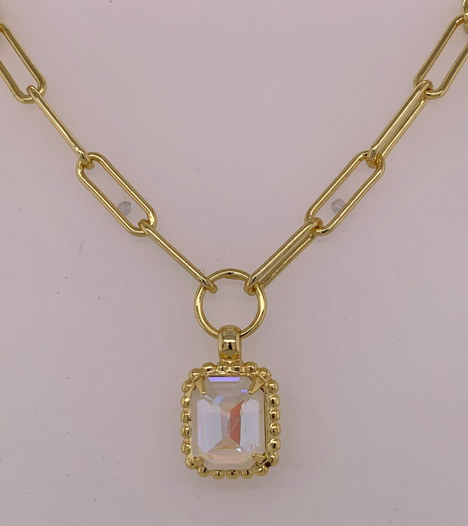 Octavia Scalloped Pendant Necklace