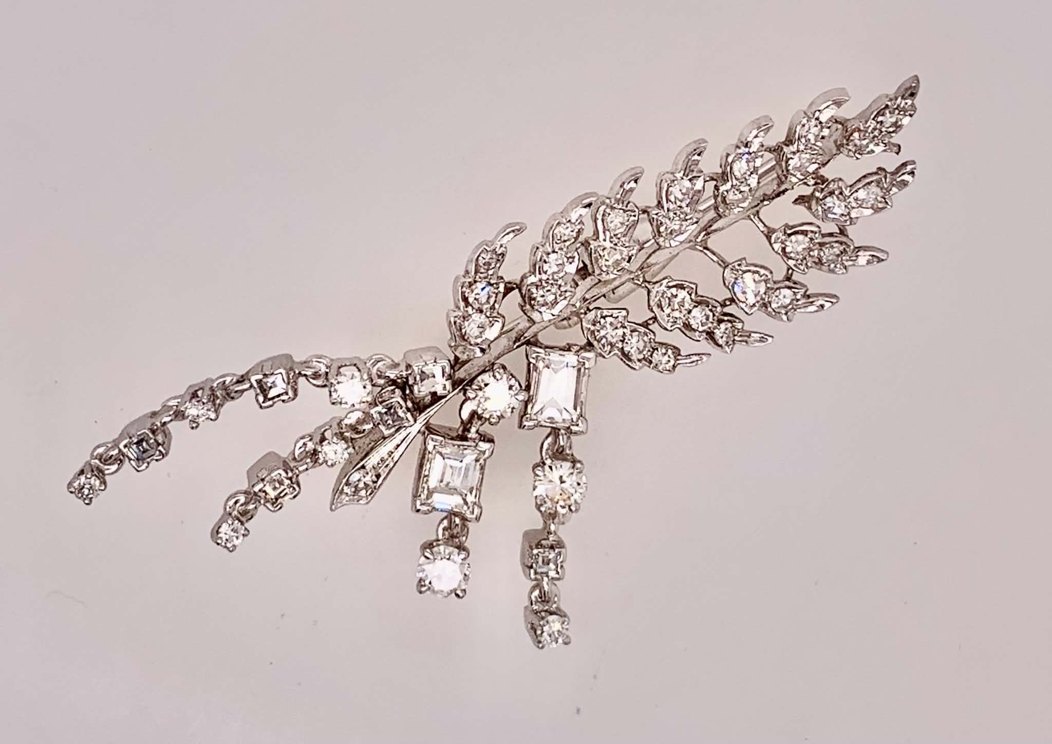 14K Estate Diamond Brooch