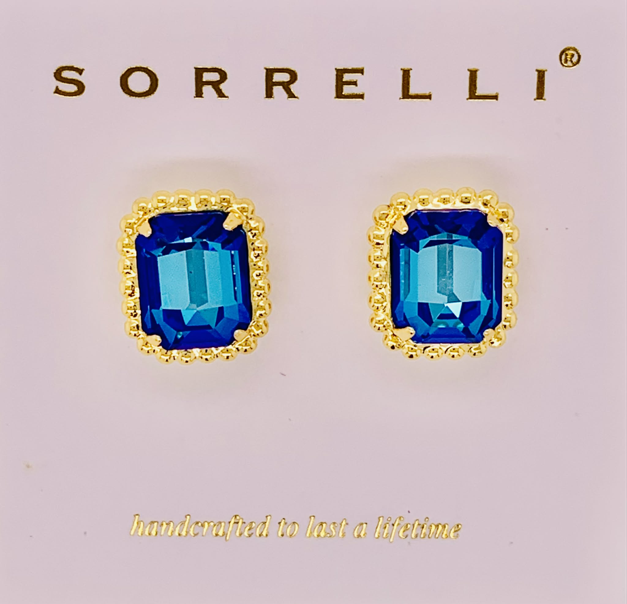 Octavia Scalloped Stud Earrings