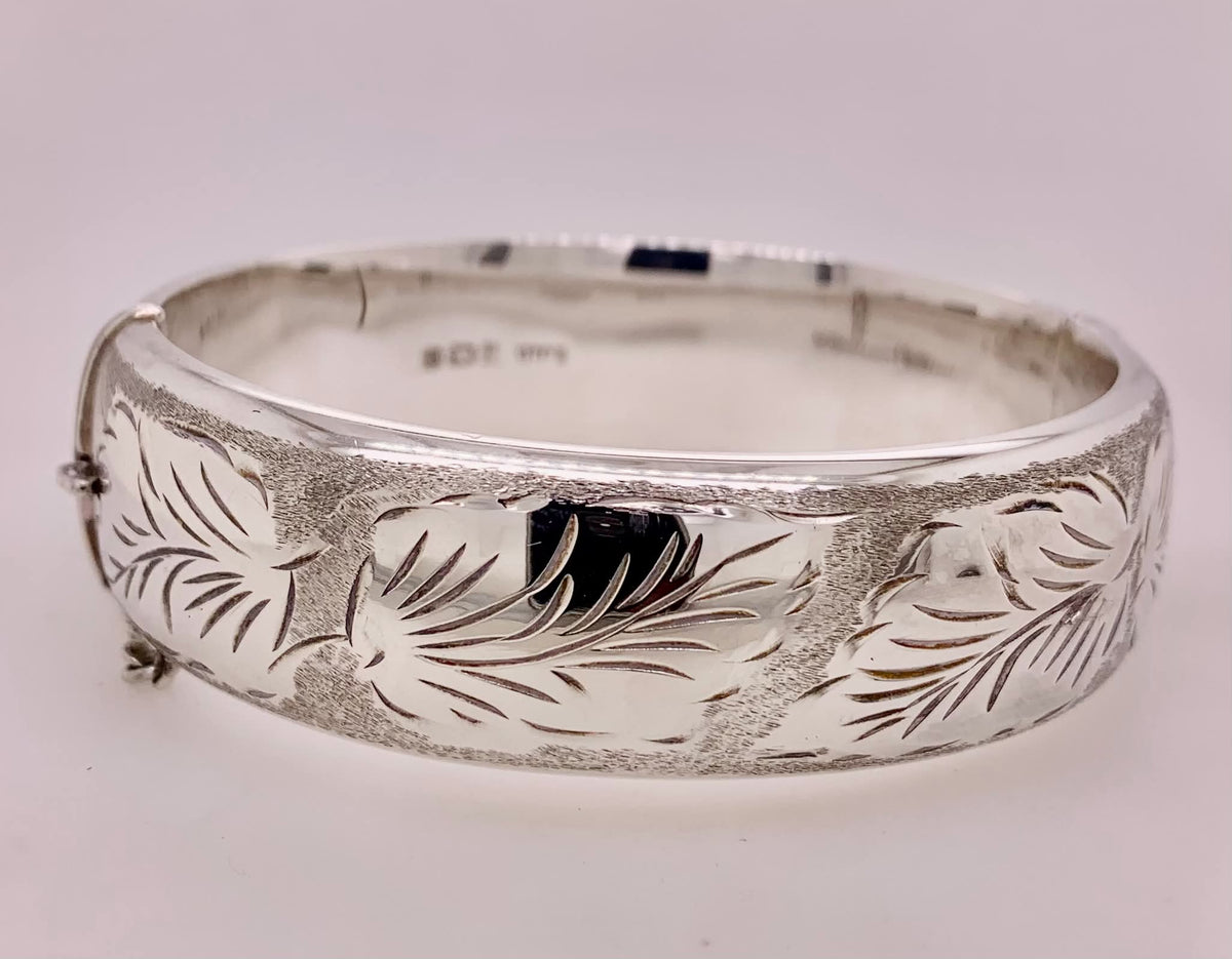 Vintage Estate Excalibur Sterling Silver Bangle Bracelet.