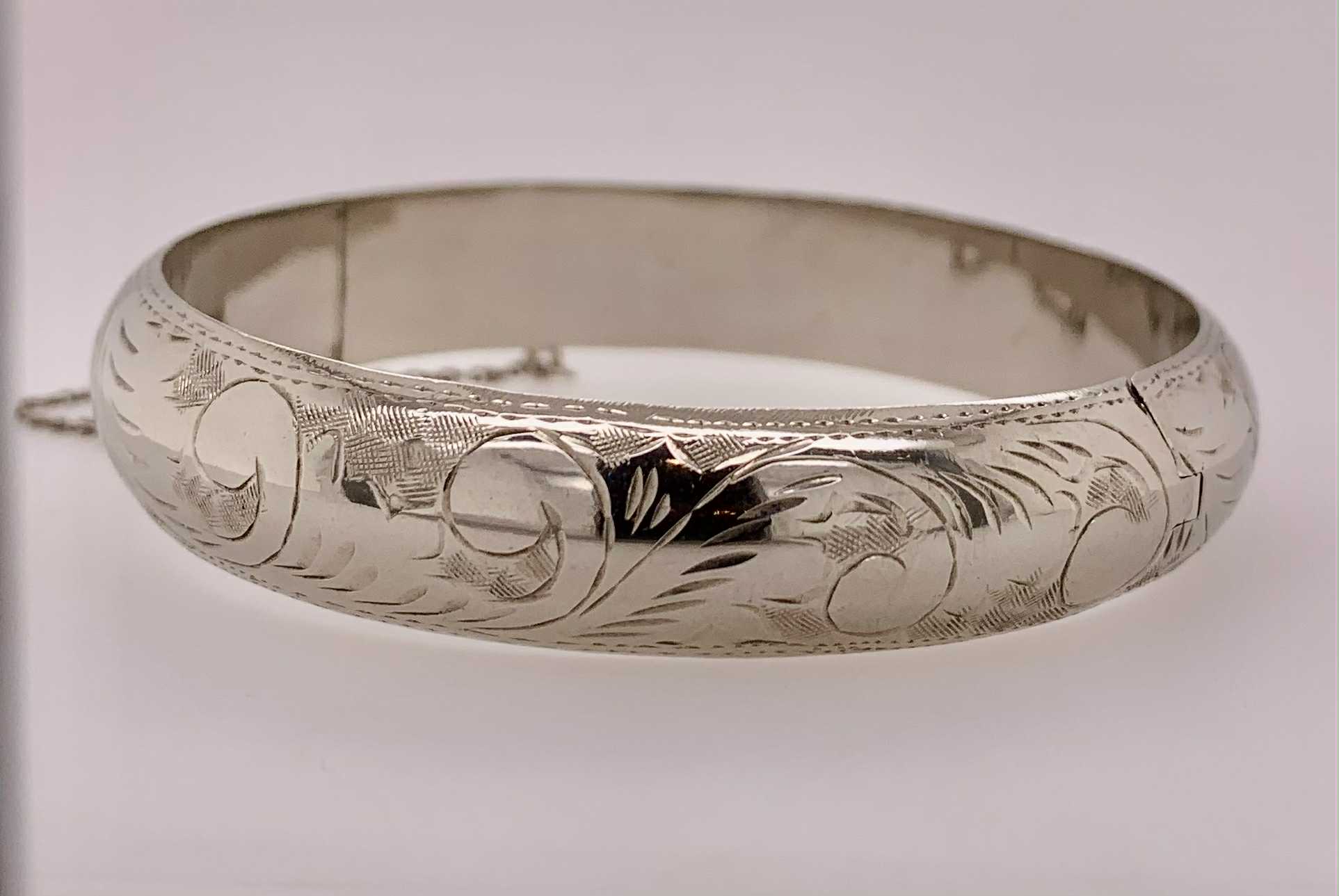 Estate Sterling Bangle Bracelet