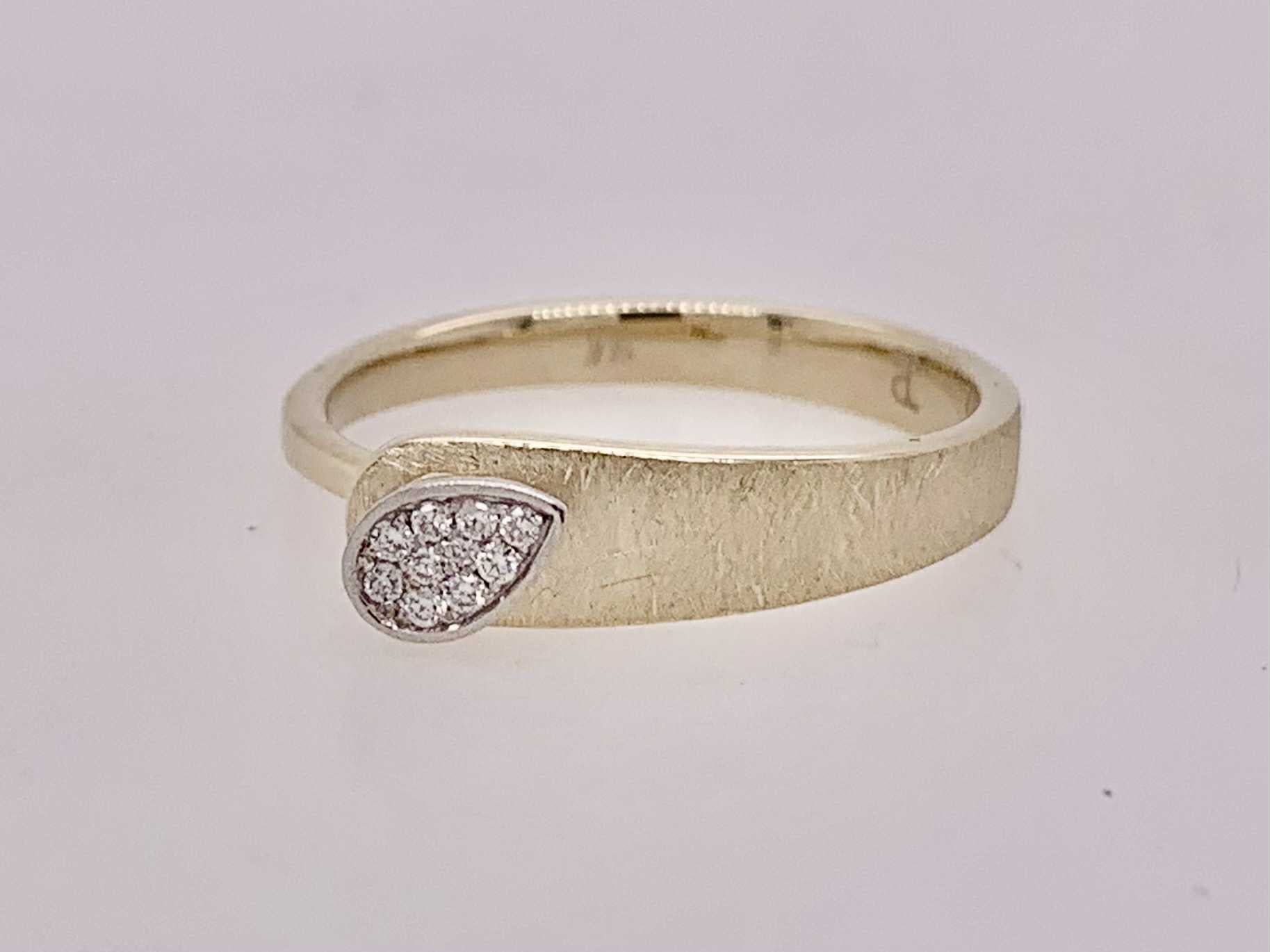 14K Diamond Ring