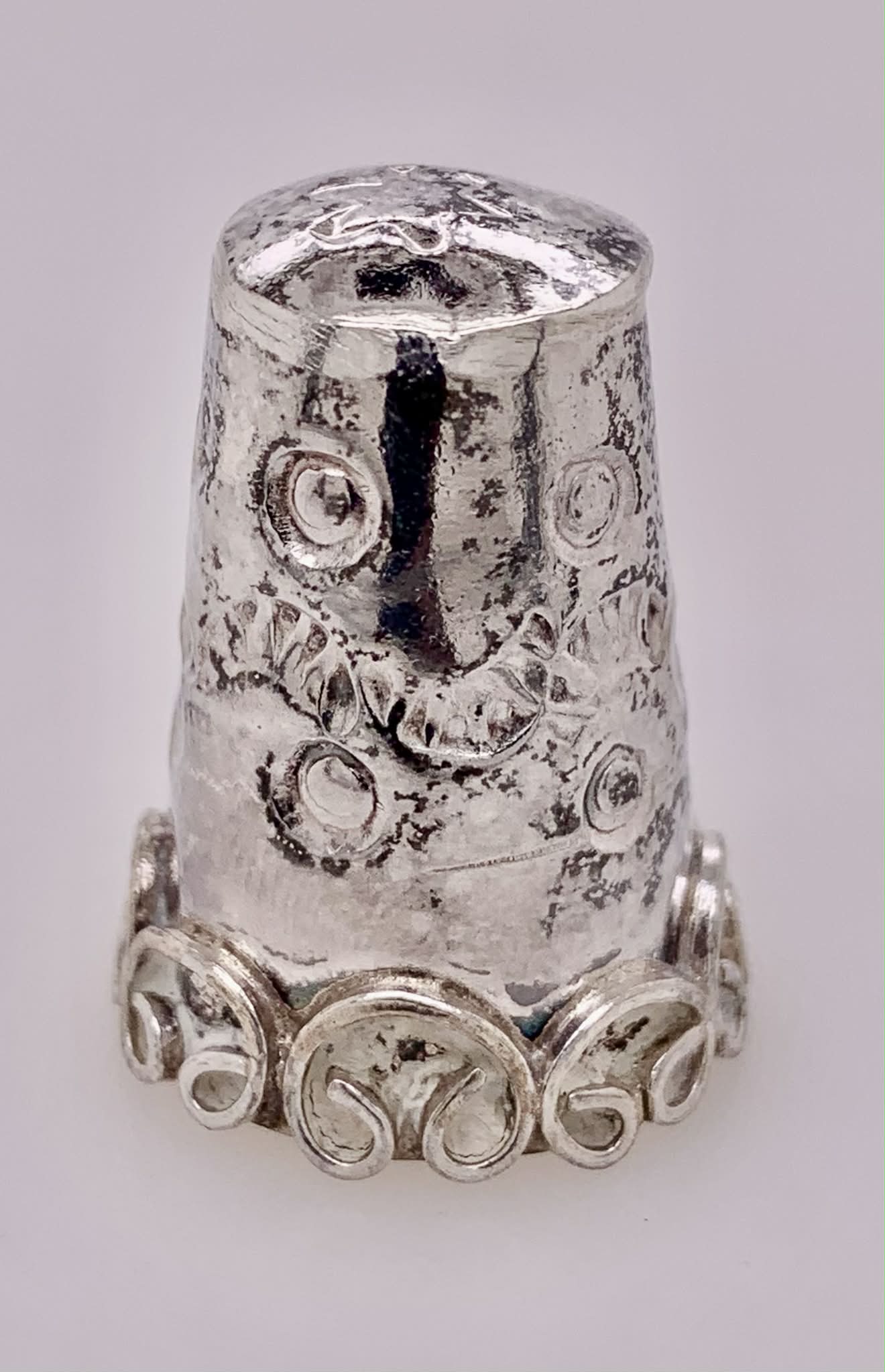 Estate Sterling Silver Thimble