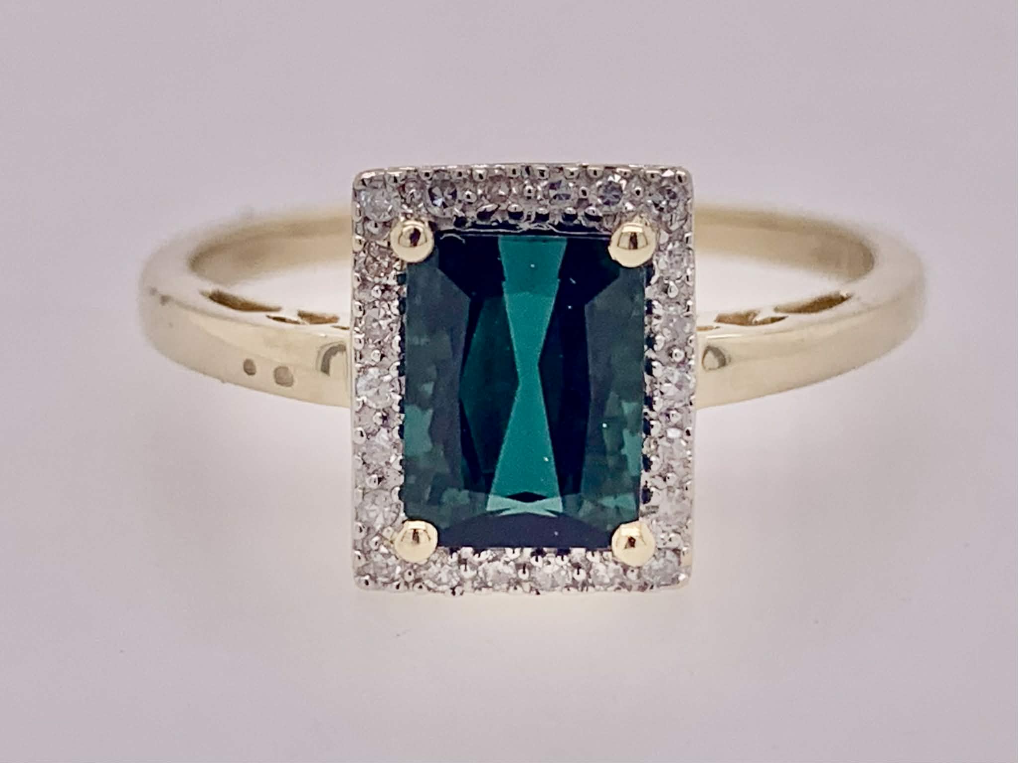 Estate Green Tourmaline & Diamond Ring