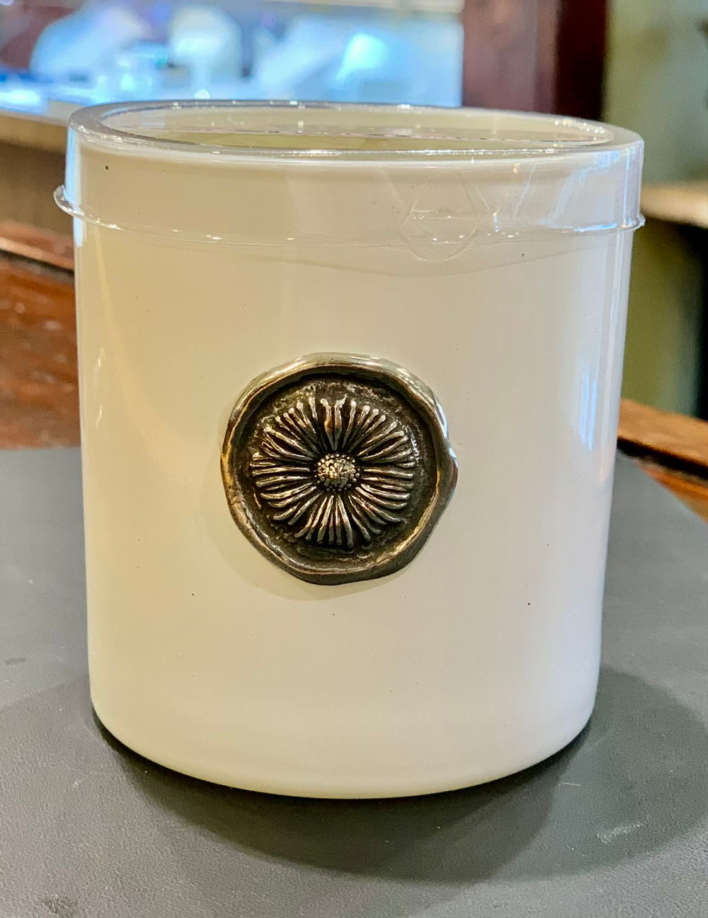 Salisbury Daisy Candle