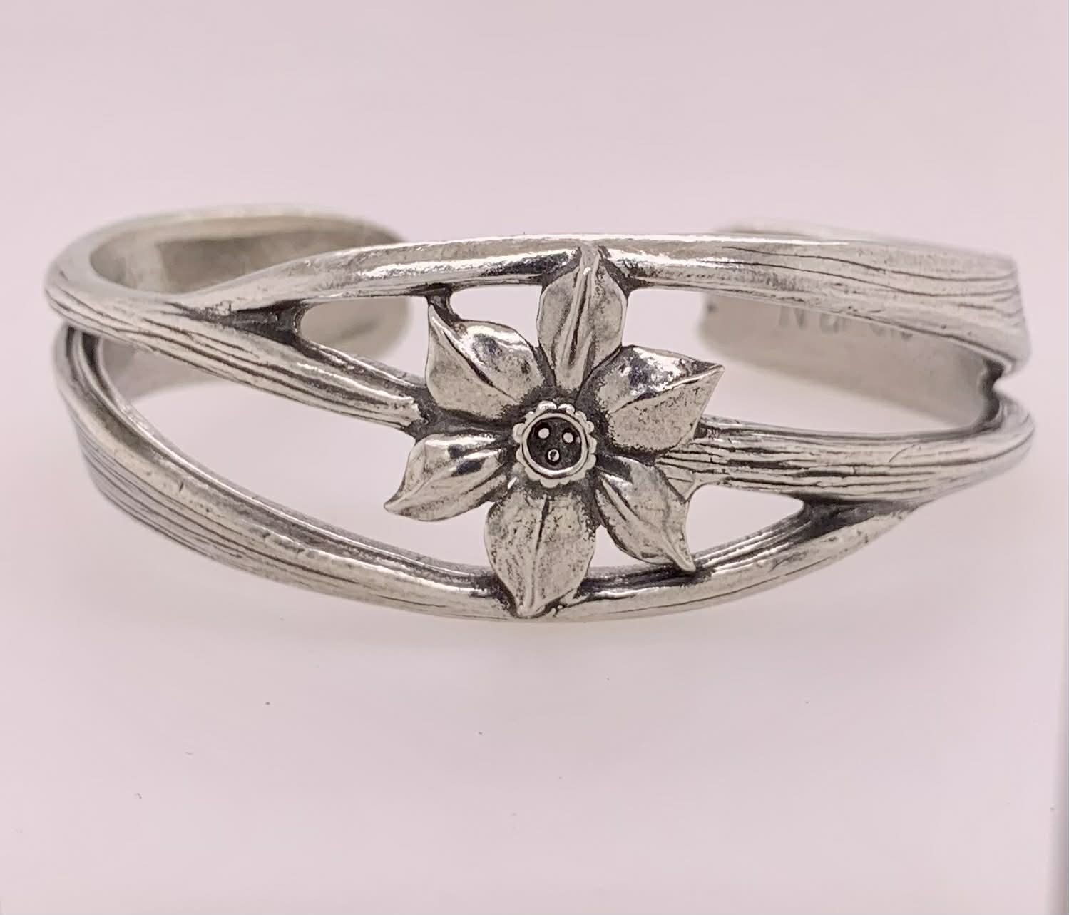 December Nouveau Flower of the Month Bracelet