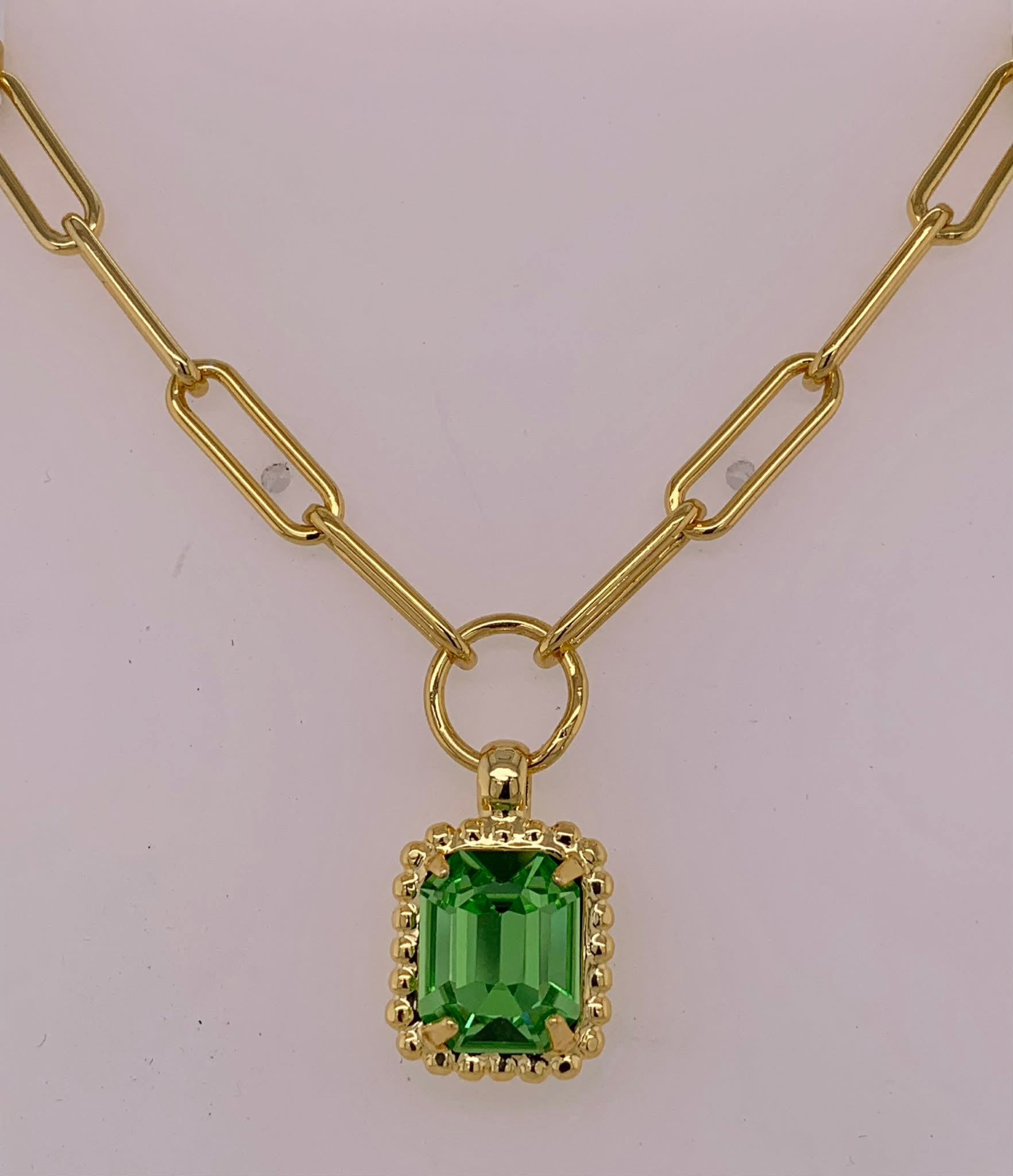 Octavia Scalloped Pendant Necklace