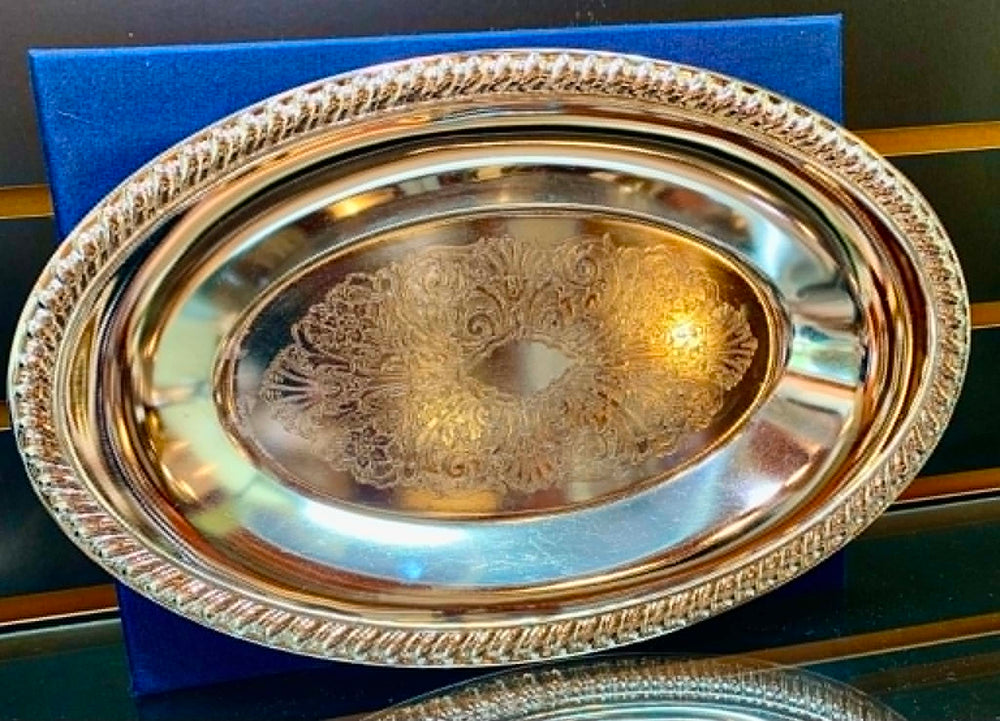 Estate Oval Bread Tray