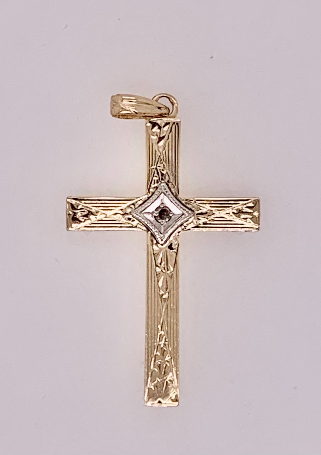 14K Estate Cross