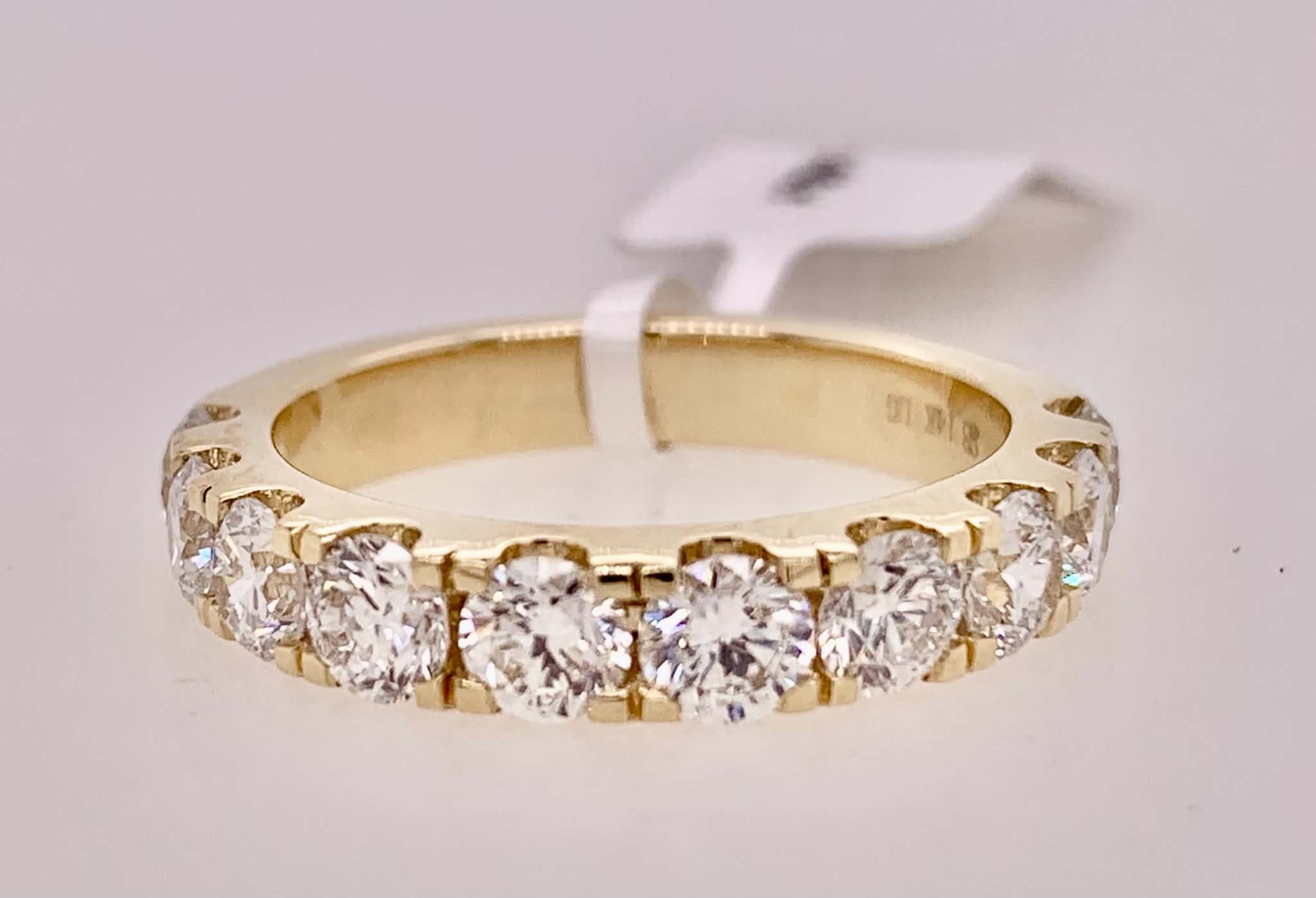 14K LAB Diamond Band