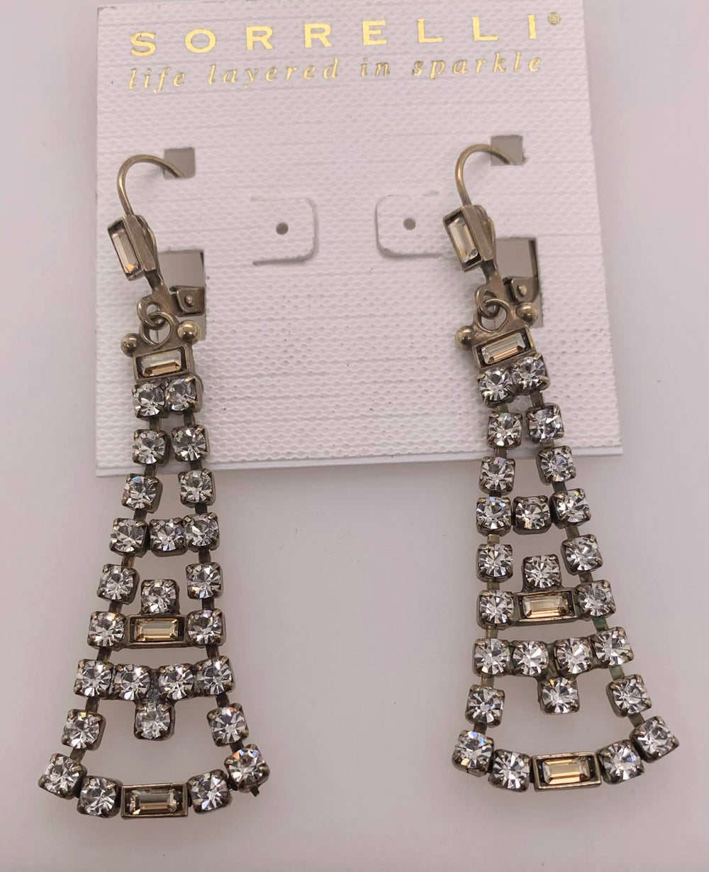 Tiered Lattice Dangle Earrings