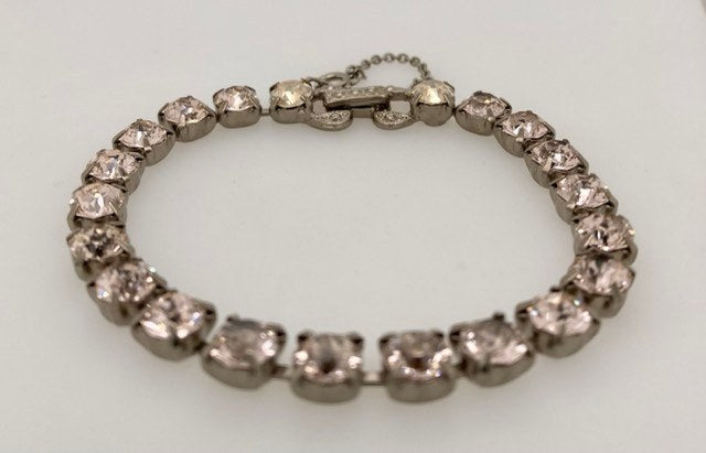 Repeating Round Tennis Bracelet