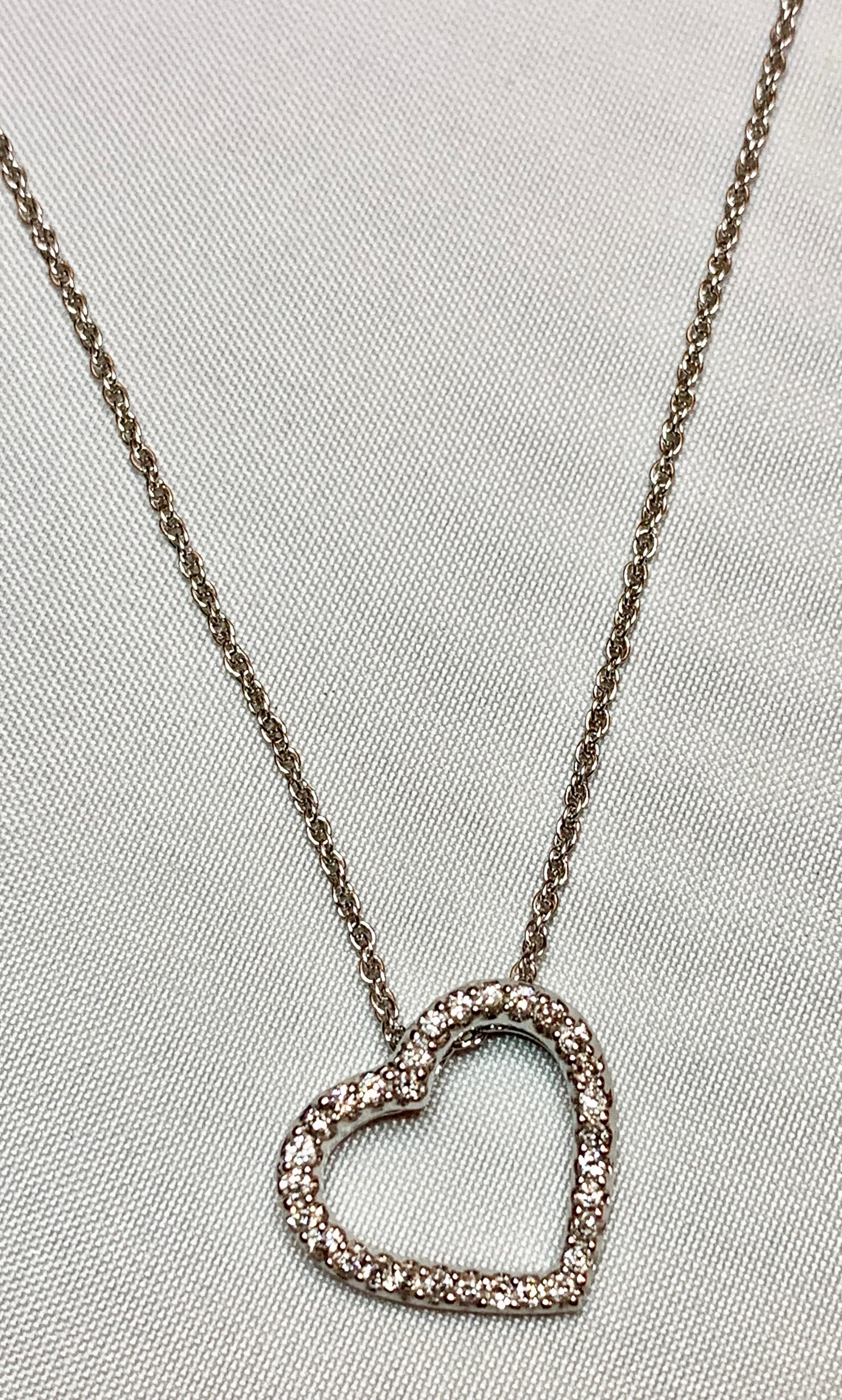 14K White Gold Diamond Heart Pendant