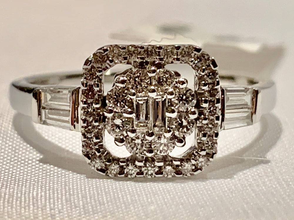 14K White Gold Diamond Ring