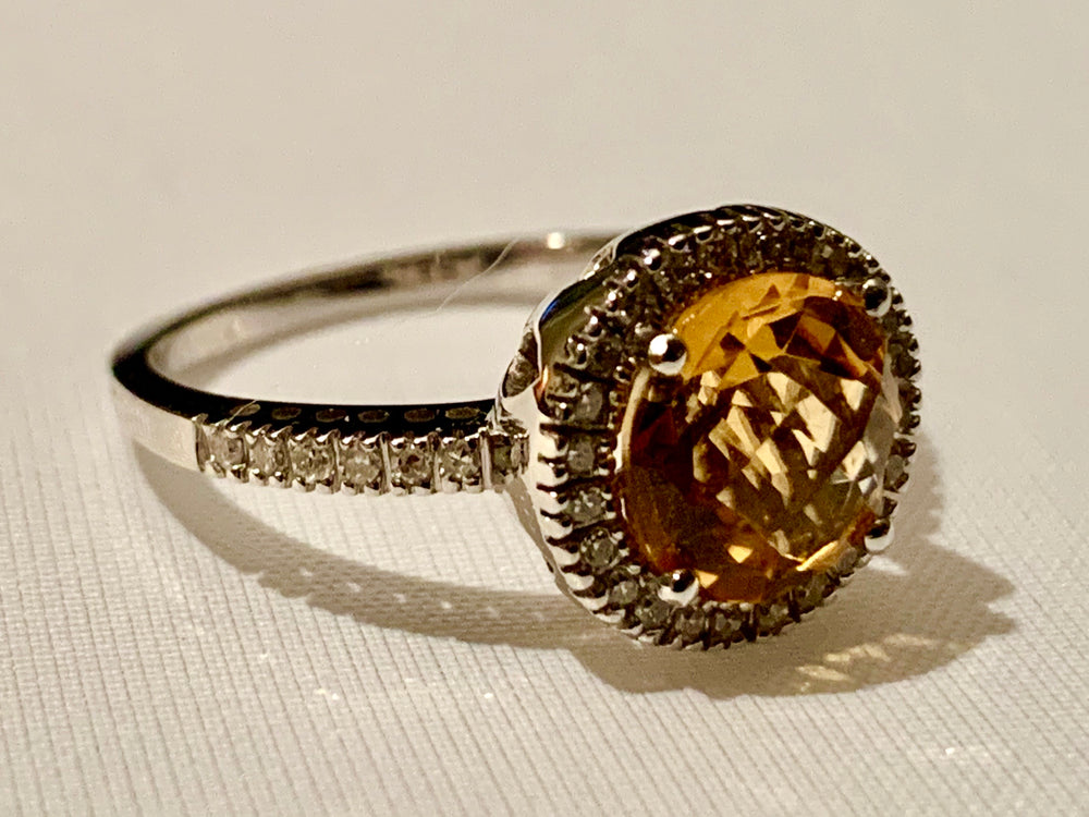 10K WHITE GOLD CITRINE AND DIAMOND RING