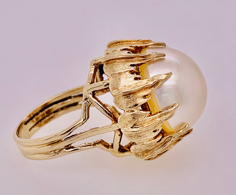 14K Yellow Gold Estate Mabe’ Pearl Ring