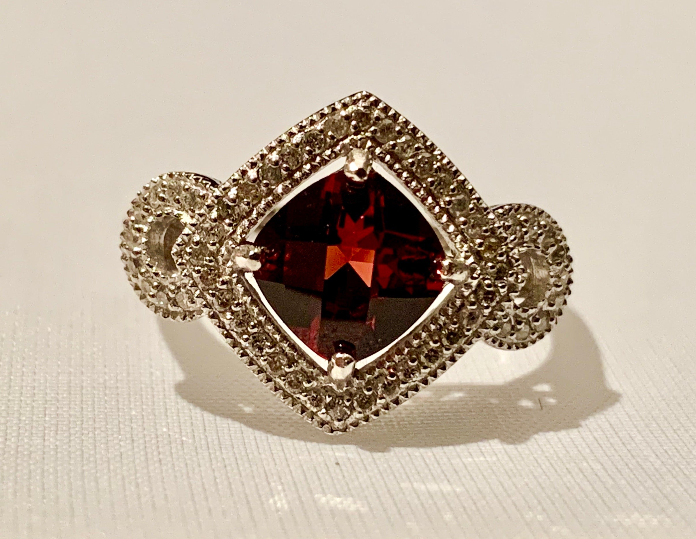 14K WHITE GOLD GARNET AND DIAMOND RING