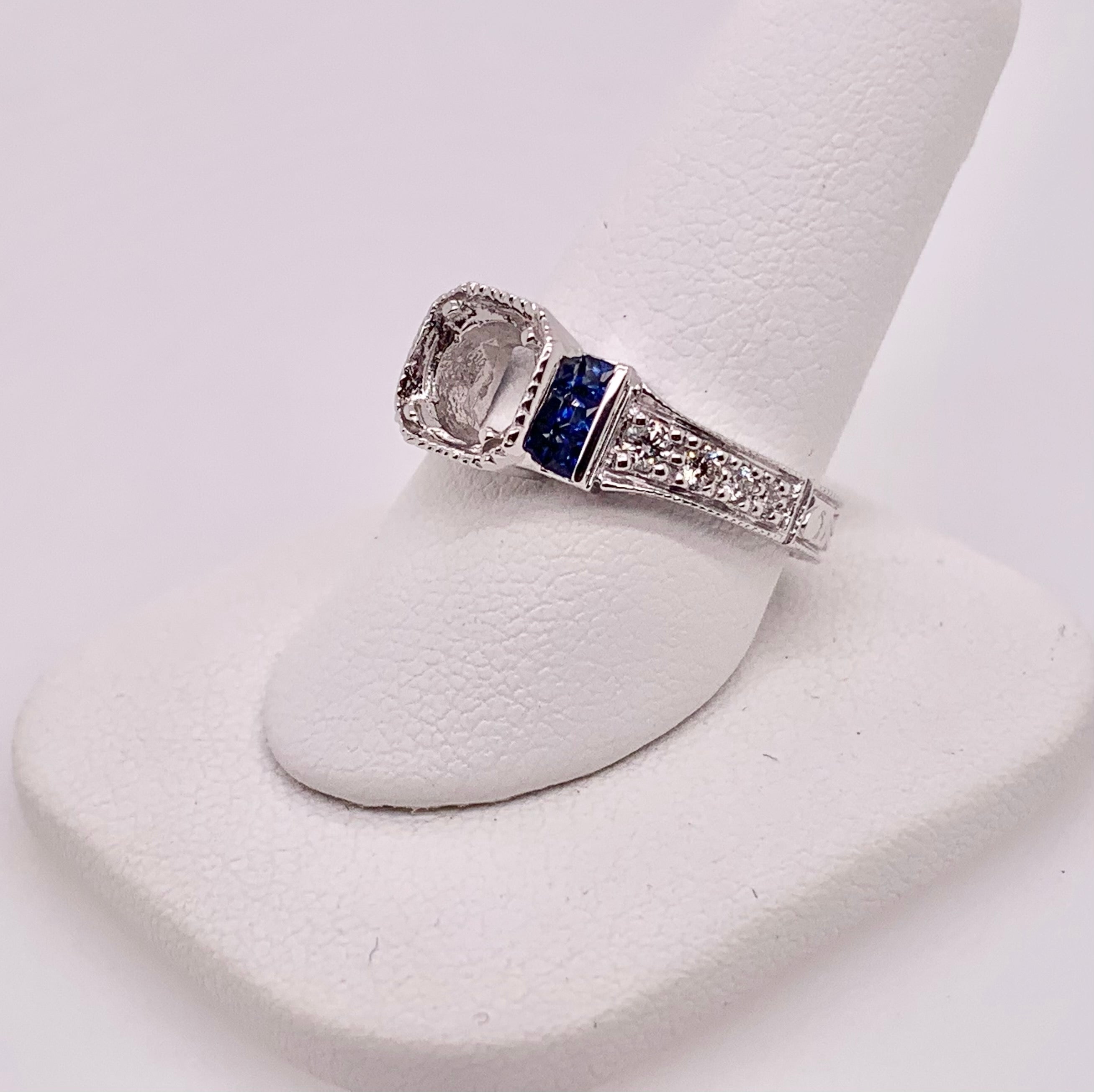 14K White Gold Solitaire Mounting