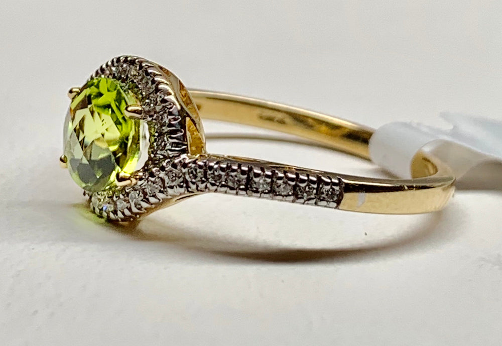 14K Yellow Gold Peridot & Diamond Ring