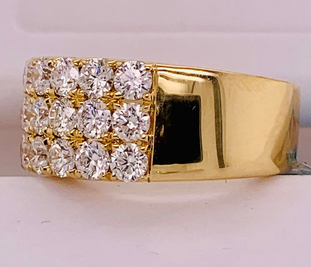 18K Yellow Gold Diamond Band Ring