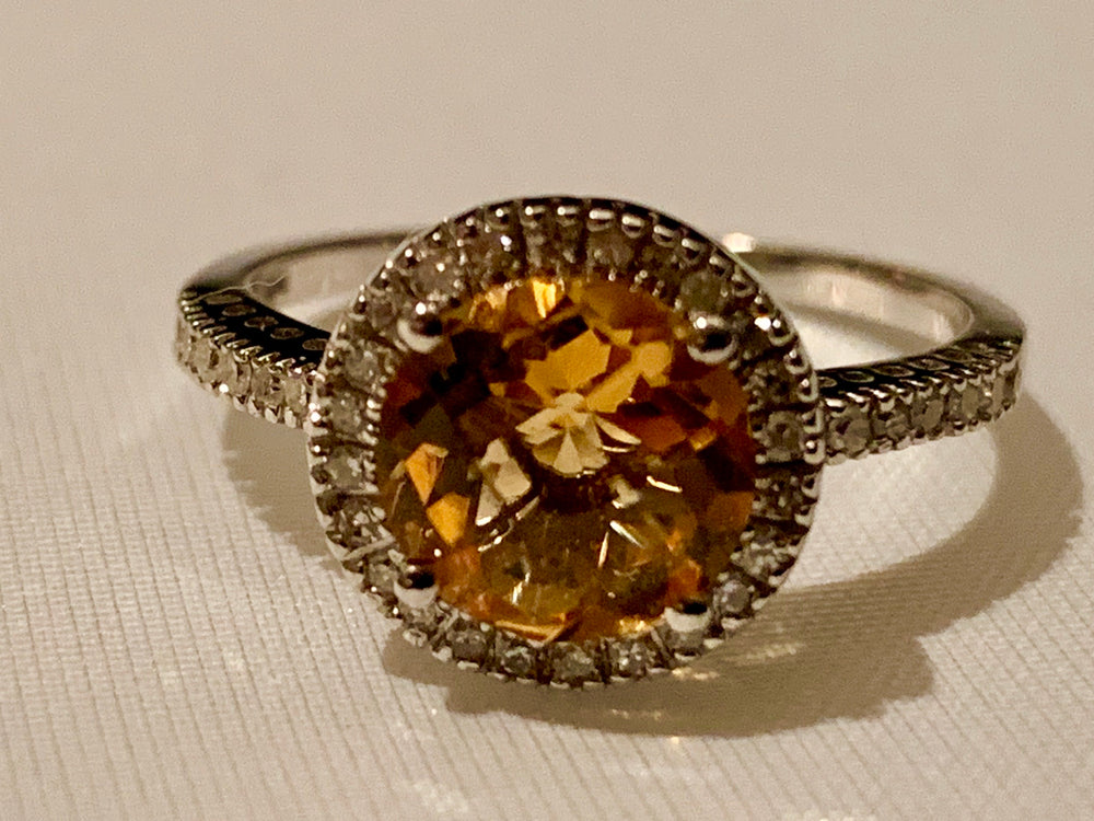 10K WHITE GOLD CITRINE AND DIAMOND RING