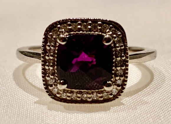 10K WHITE GOLD AMETHYST AND DIAMOND RING