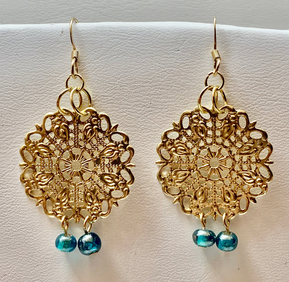 Fashion Filigree Bead Earring